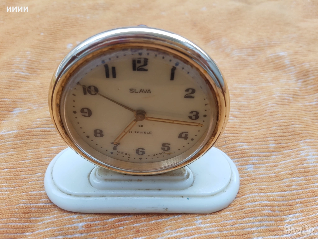 Часовник будилник Слава 3, снимка 1