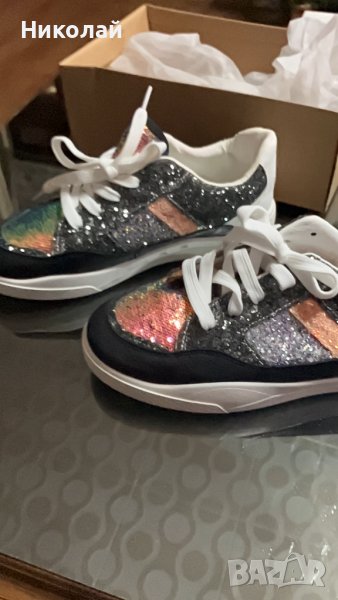 Продавам дамски маратонки, снимка 1