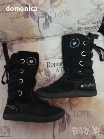 Дамски велурени ботуши