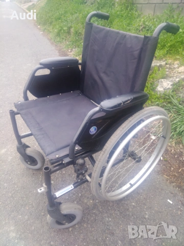 Сгъваема инвалидна рингова количка VERMEIREN , снимка 10 - Инвалидни колички - 53936008