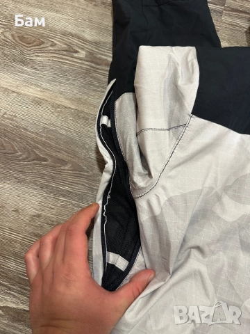 Мъжко!Ски/Сноуборд яке Quiksilver размер 52/Л, снимка 7 - Якета - 52564735