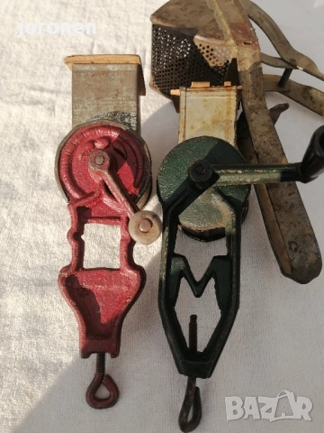 Стара машинка за мелене на орехи, снимка 5 - Други - 52914823