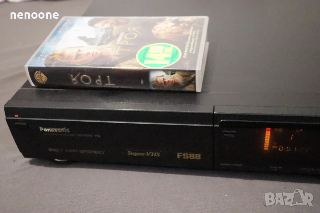 Panasonic NV-FS88 S-VHS, HI-FI stereo, снимка 4 - Плейъри, домашно кино, прожектори - 50442924