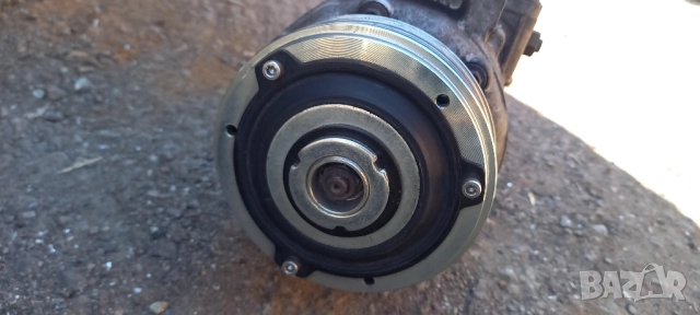 Компресор климатик VW Passat B6 1.9 TDI, снимка 4 - Части - 51871543