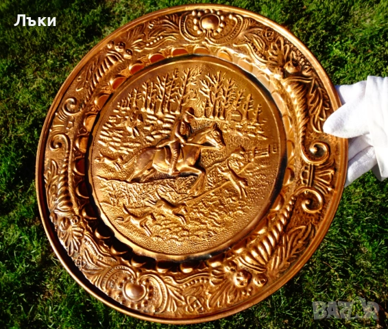 Медно пано,чиния с релефна ловна сцена Лов на лисици. , снимка 9 - Пана - 52159146