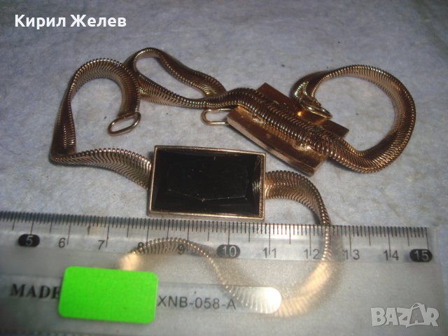 ДВЕ ПОЗЛАТЕНИ КРАСИВИ ВИНТИДЖ АРТ УКРАШЕНИЯ ГРИВНИ с ГОЛЕМИ ФАСЕТИРАНИ КРИСТАЛИ 30689, снимка 4 - Други - 37912733