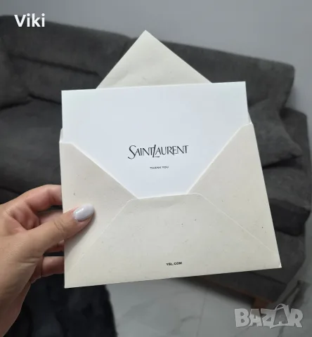 Чисто нов оригинален Saint Laurent плик и картичка