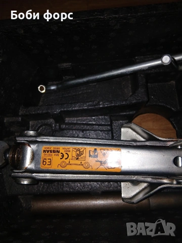 Авариен комплект Дачия Дъстър,Бигстър нов, снимка 8 - Аксесоари и консумативи - 54039140