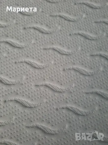 Матрак Wellpur пяна 90/20, снимка 3 - Матраци - 48843223