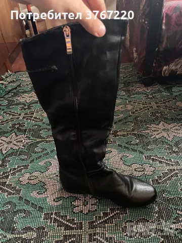 Дамски кожени ботуши