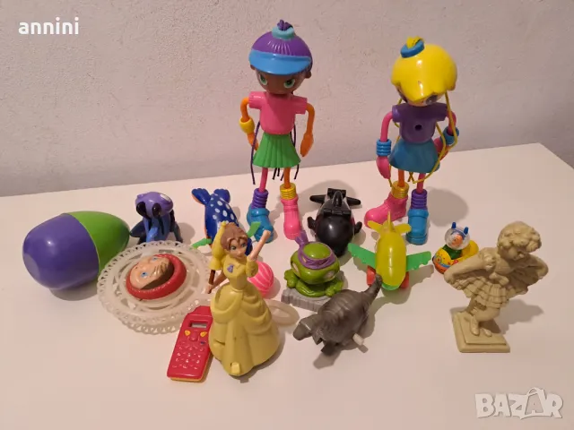 продавам лепенки УЙНКС  ЗА АЛБУМА, снимка 11 - Филателия - 35869592