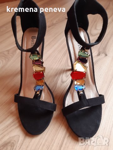 елегантни сандали с камъни, снимка 8 - Сандали - 29683124