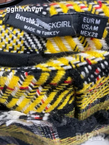 Пола панталонки на Bershka
, снимка 4 - Поли - 56145094