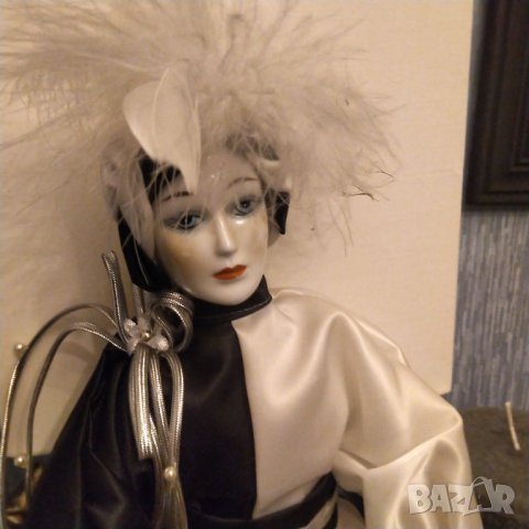 Колекционерска ръчно изработена  порцеланова кукла , снимка 3 - Колекции - 38322891