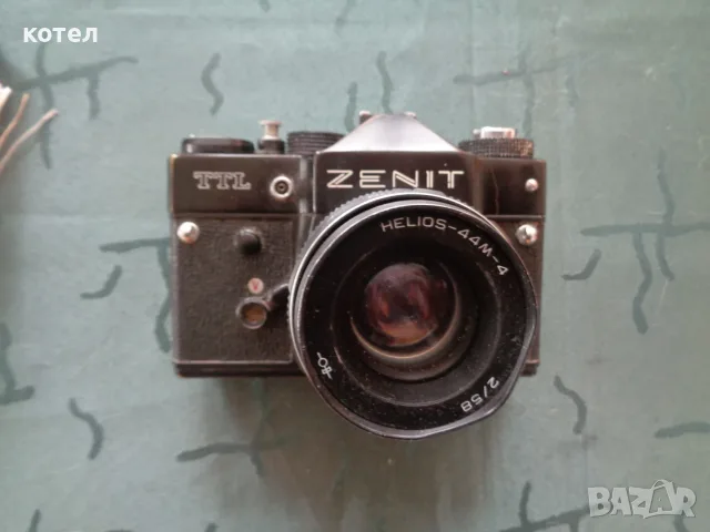 Продавам фотоапарат Zenit TTL с обектив Helios-44M-4 2/58