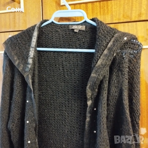 Дамска вълнена жилетка в черно, снимка 8 - Жилетки - 53067862