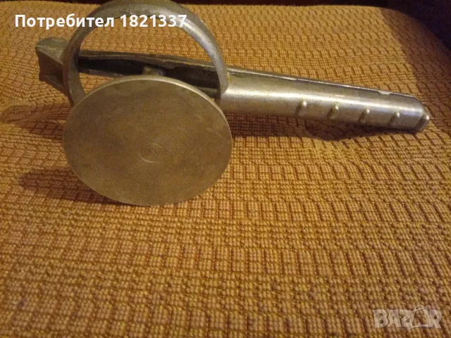 Кухненска преса, ръчна, от социализма , снимка 3 - Аксесоари за кухня - 47744058