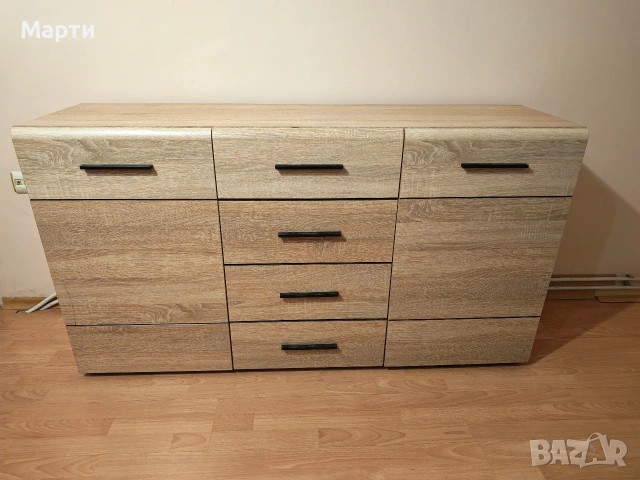 Светъл цвят голям шкаф скрин от дъб за телевизор!