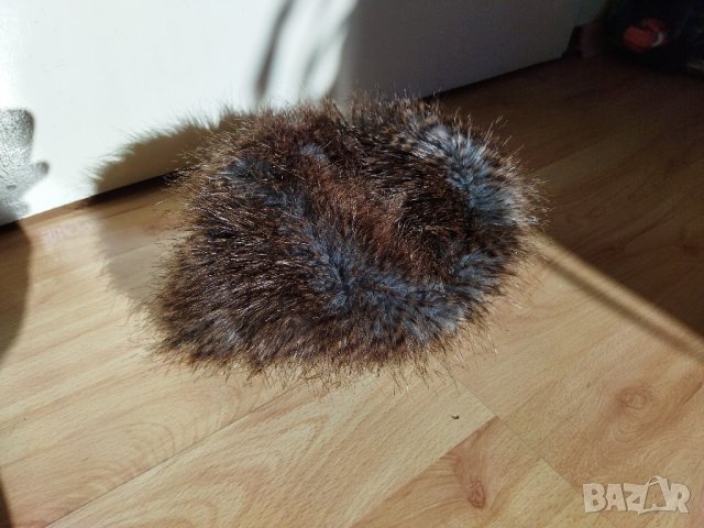 нова шапка на H&M