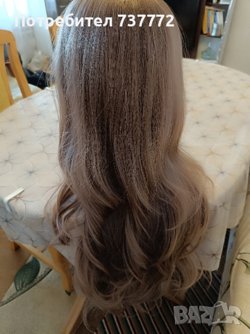 Качествена гъста светло кестеняво пепелен цвят перука, снимка 3 - Аксесоари за коса - 44570016