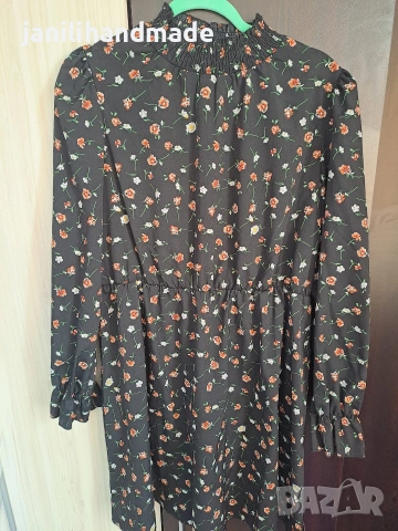 Рокля на цветя,къса, снимка 2 - Рокли - 54261675