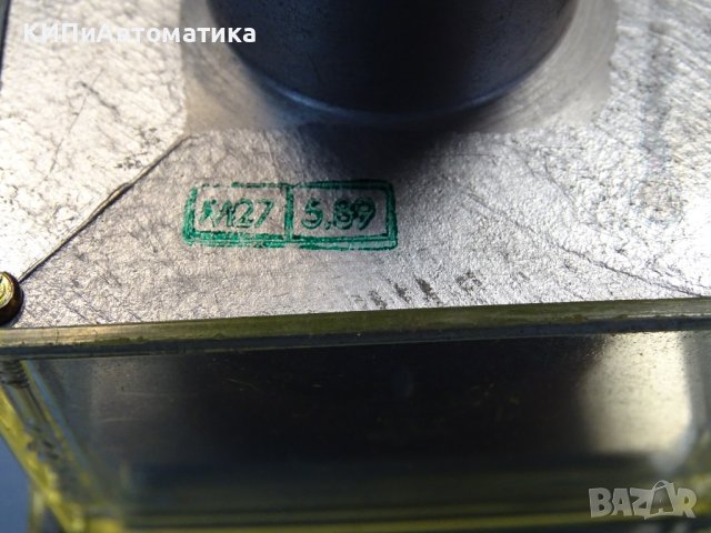 вакуумметър панелен VDO 0/-200 mBar, снимка 6 - Резервни части за машини - 42131731