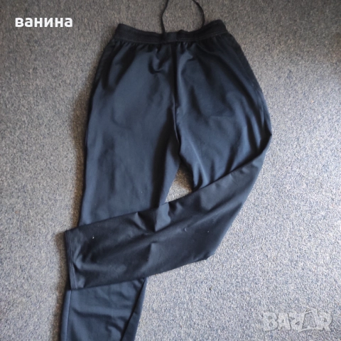 Nike долнище dri-fit 147-158 оригинално, снимка 4 - Детски анцузи и суичери - 52854576