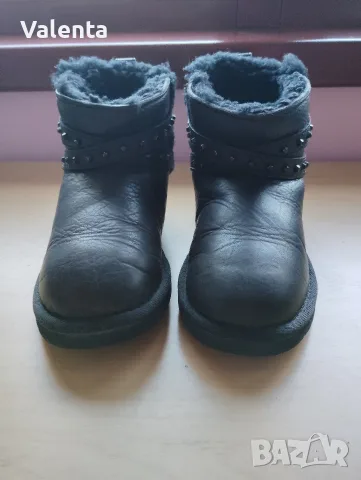 Детски оригинални кожени ботуши UGG, снимка 2 - Детски боти и ботуши - 56369930