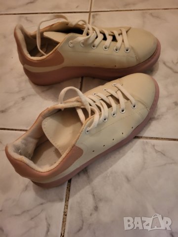 Спортни обувки , снимка 4 - Дамски ежедневни обувки - 42227651