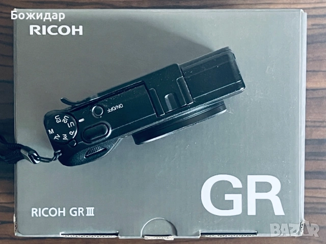 Фотоапарат - Ricoh GRIII, снимка 4 - Фотоапарати - 53983487