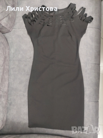 Черна рокля