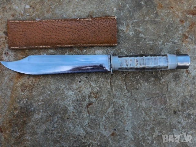 Стар Нож от Социализма 