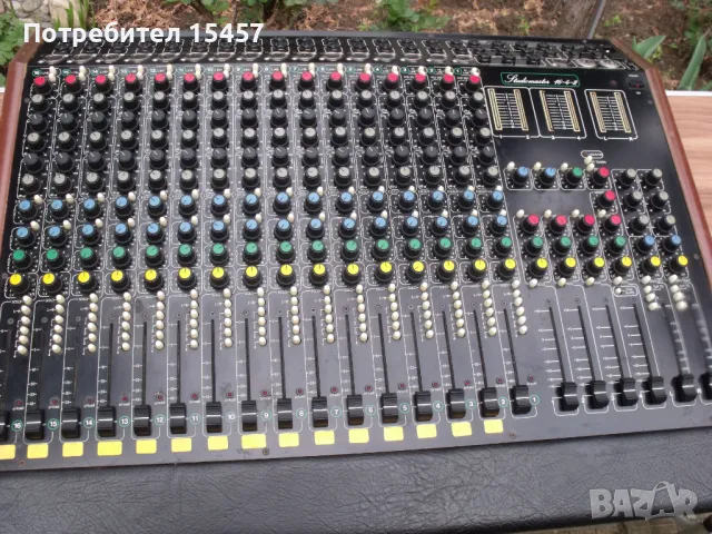 Prodavam смесителен пулт STUDIOMASTER, снимка 2 - Ресийвъри, усилватели, смесителни пултове - 49695862