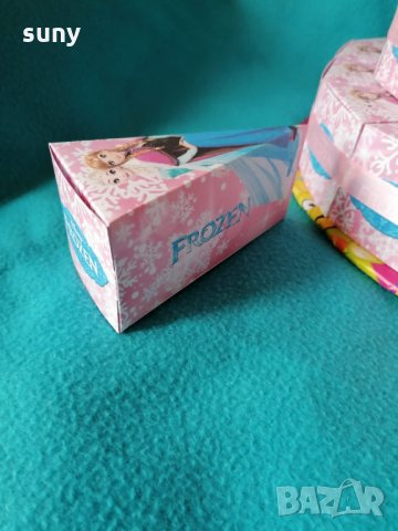 Картонена торта Frozen розова, снимка 4 - Други - 31527109