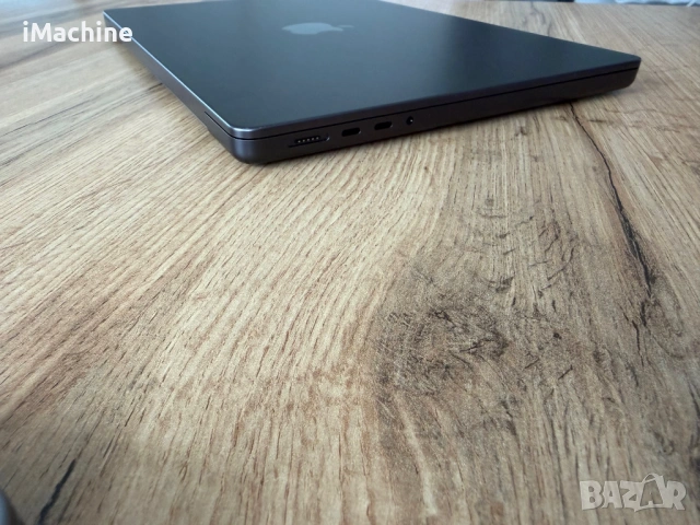 НОВ MacBook Pro 14" M4 PRO Chip 12CPU/16GPU/48RAM/512 SSD, снимка 2 - Лаптопи за работа - 53972709