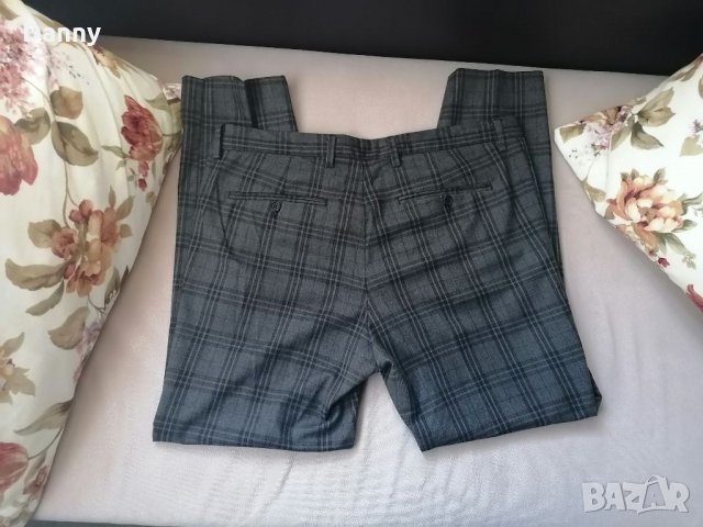 Официален панталон "Sisley" - Размер XL, снимка 2 - Панталони - 34990786