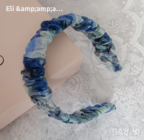 Цветна диадема в сини нюанси 