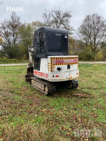 Багер Bobcat 325 3тона, снимка 3 - Индустриална техника - 53933700