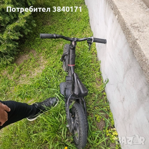 Детско баланс колело на Ток Revvi 12", снимка 3 - Велосипеди - 54184680