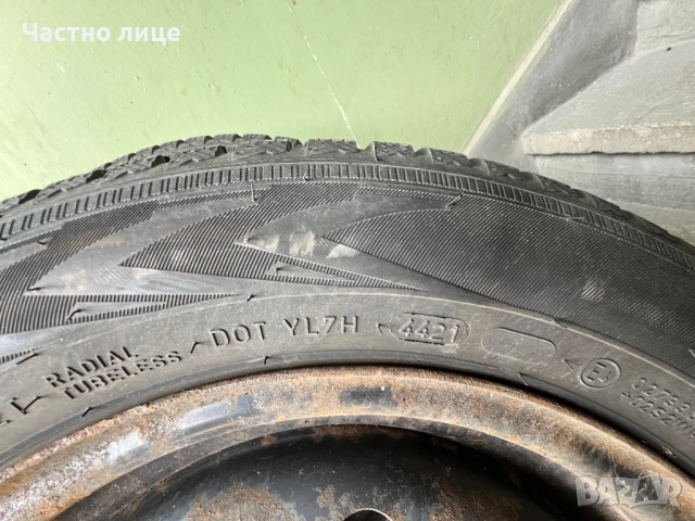 Запазени зимни гуми Nokia WR D4 175/65/14 с железни джанти 4x100 56.1, снимка 5 - Гуми и джанти - 51956302