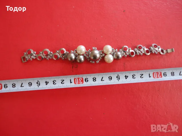 Невероятна гривна с перли и камъни 