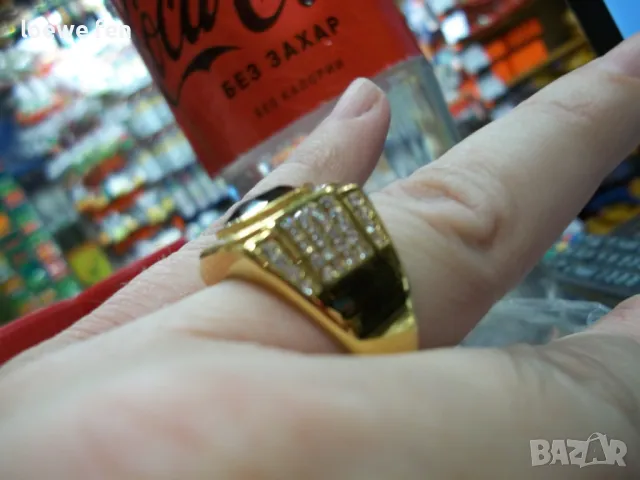 Изключително красив мъжки пръстен от стомана 316L с черен камък златен златист цвят !, снимка 7 - Пръстени - 49587872