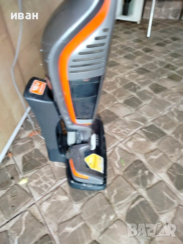 Вертикална прахосмукачка AEG Ergorapido 18V, снимка 8 - Прахосмукачки - 53295539