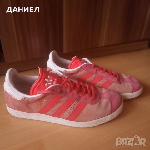 Оригинални Дамски маратонки Adidas GAZELLE номер 40, снимка 3 - Маратонки - 31859525