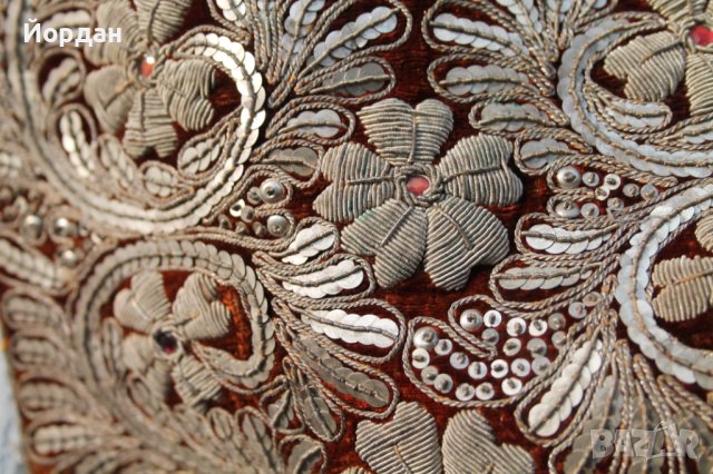 Богато украсен ръкав от носия сребърна сърма, снимка 6 - Антикварни и старинни предмети - 40834434