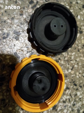 Капачка за резервоар , снимка 8 - Части - 34188731