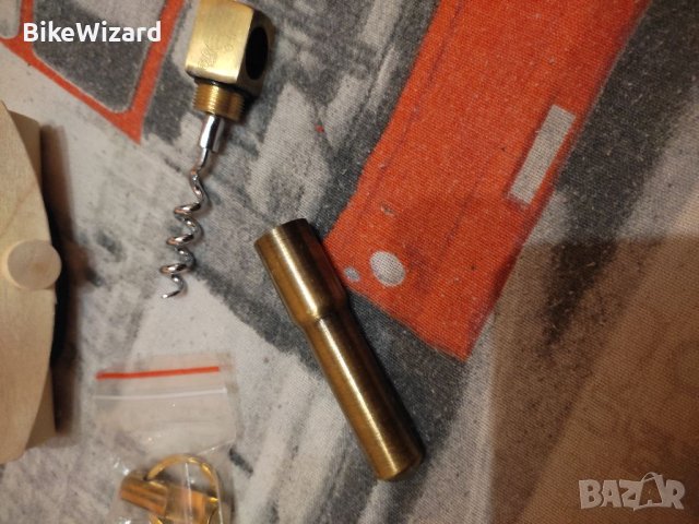 Le Sommelier преносим тирбушон + отварачка НОВ, снимка 5 - Други стоки за дома - 42137587