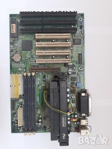 Ретро дъно Slot1 Асоrp с процесор Pentium II/400