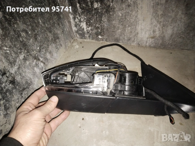 Огледало Шкода Сипърб дясно, снимка 2 - Автомобили и джипове - 53302701