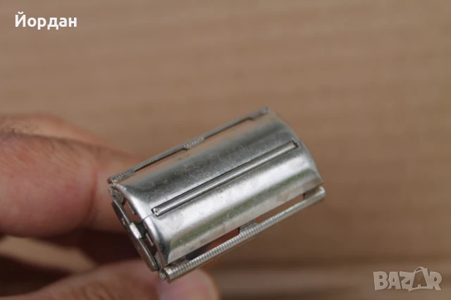 Самобръсначка ''Жилет/Gillette'', снимка 7 - Други ценни предмети - 50496541